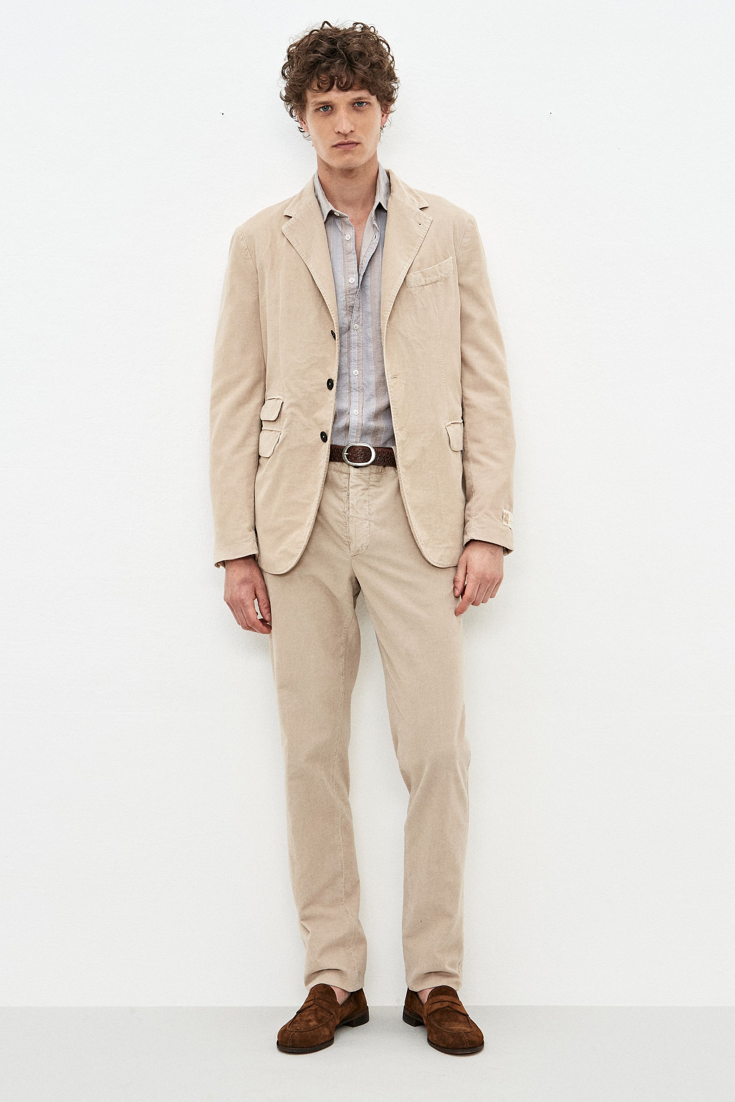 Massimo Alba relaxed cream linen tailoring with an open striped shirt and suede loafers